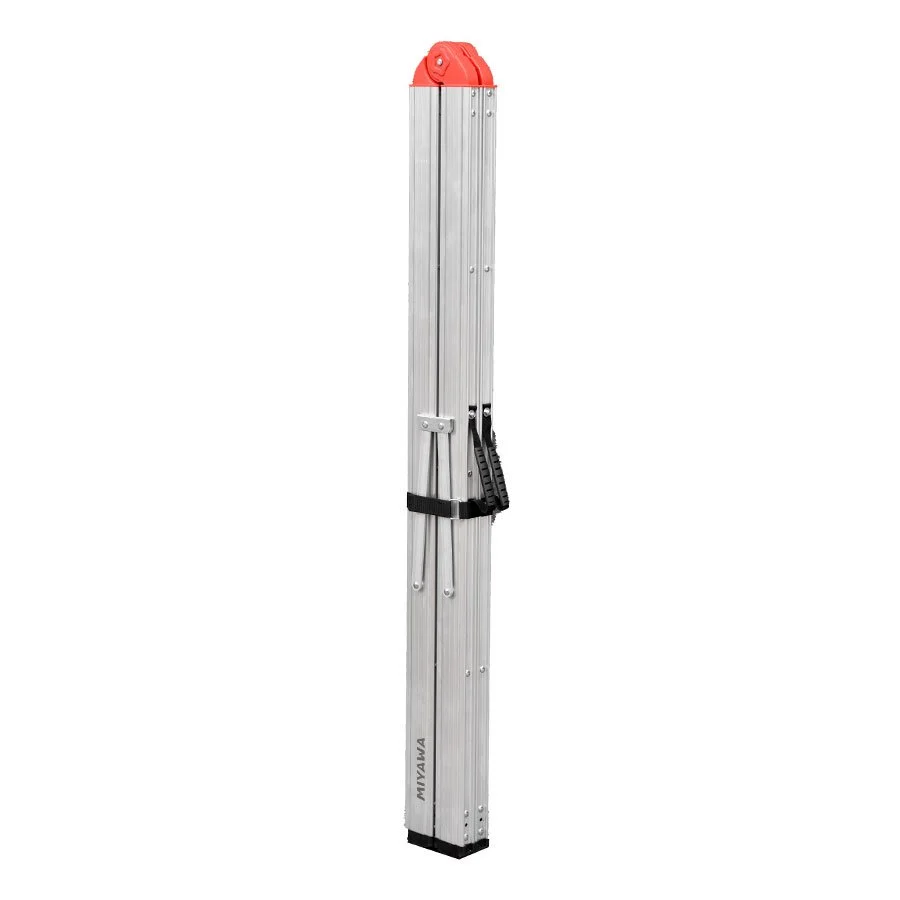 Escalera de 5 escalones ultra compacta MIYAWA DEPI-5EUC