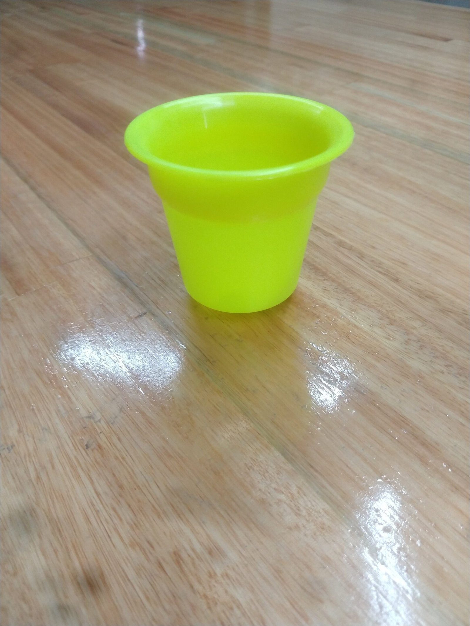 AMARILLO FLUO Escalonado Mate Interior Amarillo fluo Polímero Impresión 3d cant1 AT