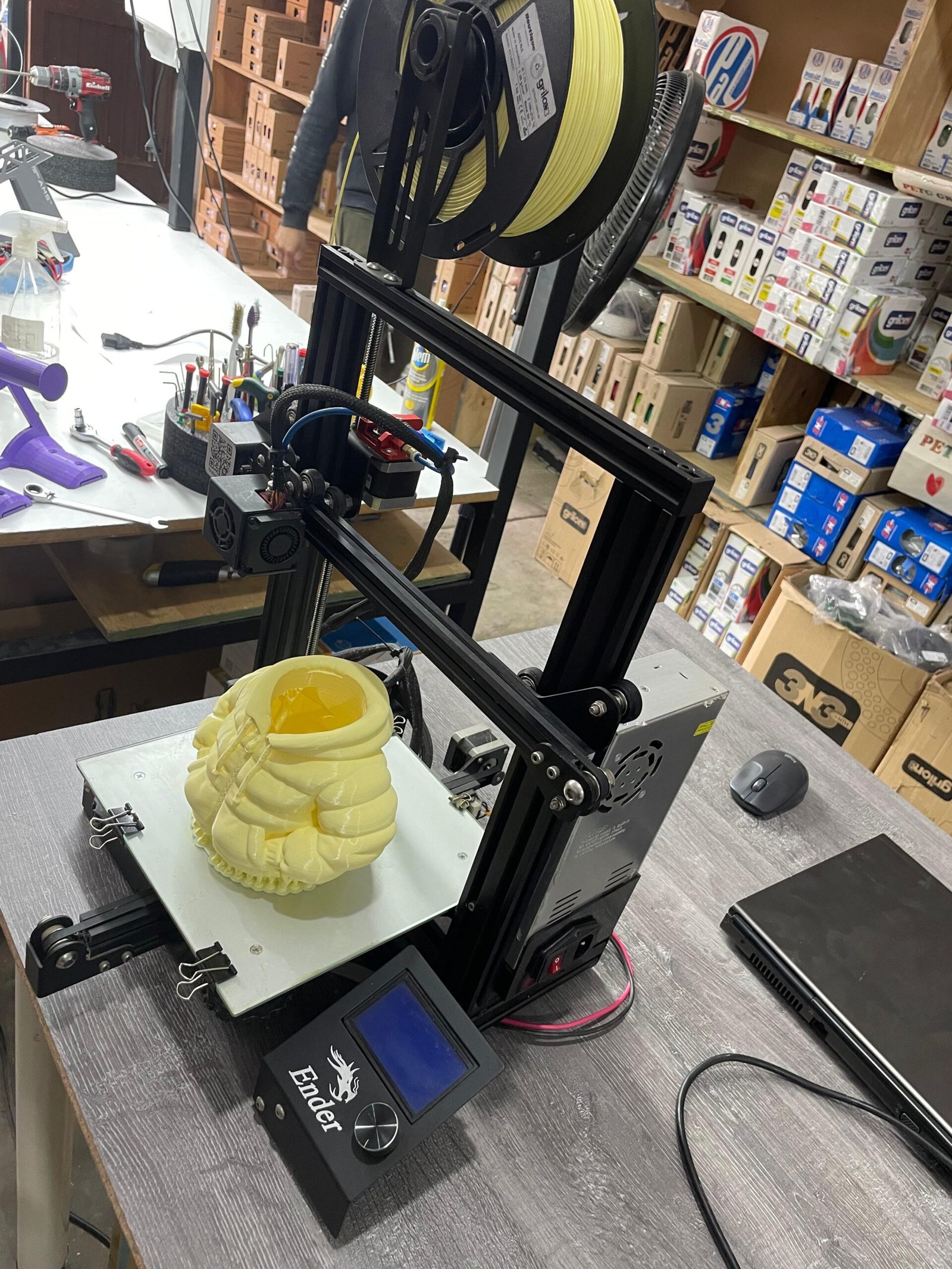 USADA Ender 3 220x220x250 Impresora 3D FDM Creality 30 DIAS DE GARANTIA SE RETIRA POR MORON - Imagen 3